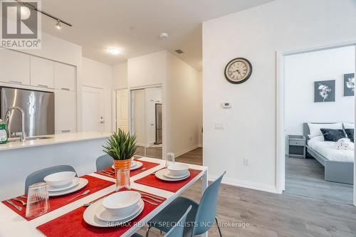 110 - 35 Watergarden Drive, Mississauga, ON - Indoor Photo Showing Dining Room