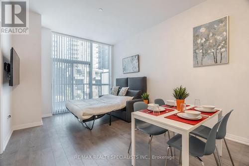 110 - 35 Watergarden Drive, Mississauga, ON - Indoor Photo Showing Dining Room