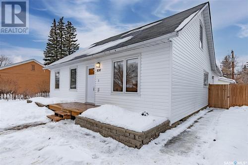 830 Athabasca Street E, Moose Jaw, SK - Outdoor With Exterior