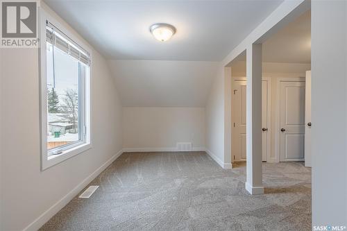 830 Athabasca Street E, Moose Jaw, SK - Indoor Photo Showing Other Room