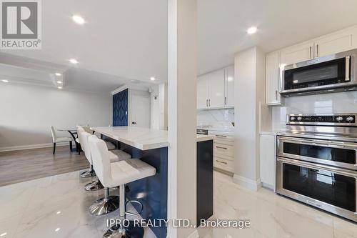 1101 - 3100 Kirwin Avenue, Mississauga, ON - Indoor Photo Showing Kitchen