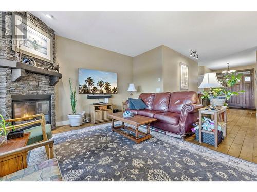 338 Prestwick Lane, Kelowna, BC - Indoor Photo Showing Living Room With Fireplace