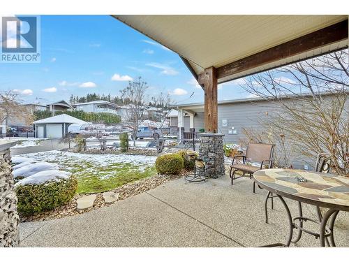 338 Prestwick Lane, Kelowna, BC - Outdoor