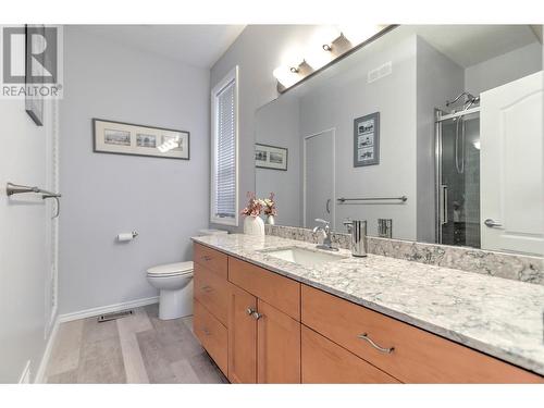 2365 Stillingfleet Road Unit# 71 Lot# 133, Kelowna, BC - Indoor Photo Showing Bathroom