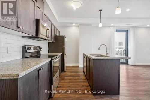 522 - 118 King Street E, Hamilton, ON - Indoor Photo Showing Kitchen With Upgraded Kitchen