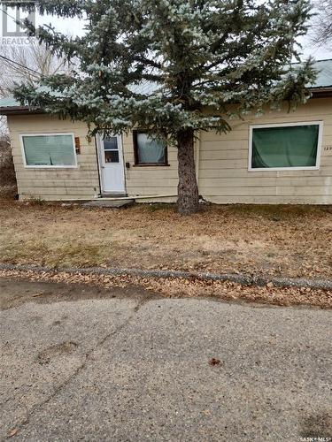 120 2Nd Avenue W, Bengough, SK - Outdoor