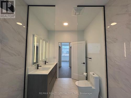 50 - 40 Lou Parsons Way, Mississauga, ON - Indoor Photo Showing Bathroom