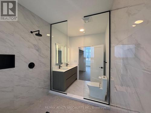 50 - 40 Lou Parsons Way, Mississauga, ON - Indoor Photo Showing Bathroom