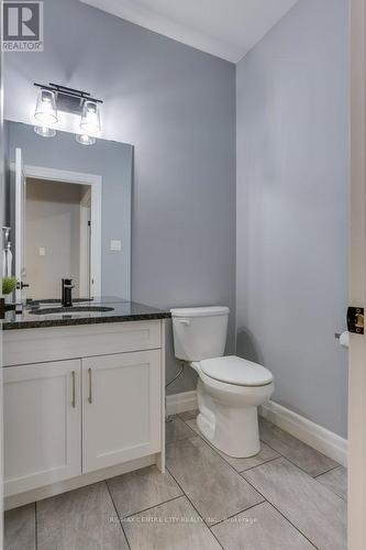 75 Caverhill Crescent, Middlesex Centre (Komoka), ON - Indoor Photo Showing Bathroom