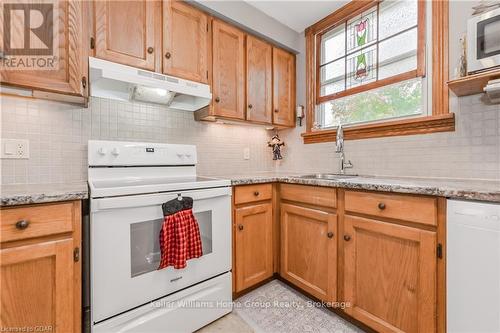 55 John Street, Centre Wellington (Elora/Salem), ON - Indoor Photo Showing Kitchen