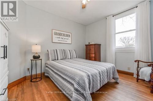 55 John Street, Centre Wellington (Elora/Salem), ON - Indoor Photo Showing Bedroom