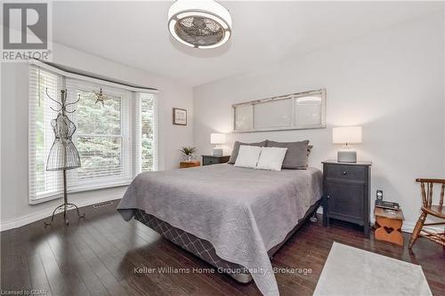 55 John Street, Centre Wellington (Elora/Salem), ON - Indoor Photo Showing Bedroom