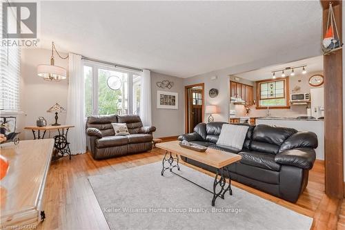 55 John Street, Centre Wellington (Elora/Salem), ON - Indoor Photo Showing Living Room