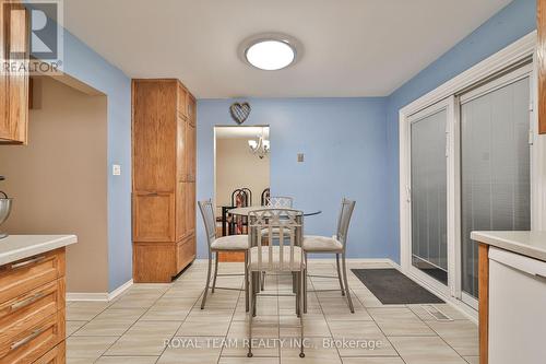 180 Willow Lane, Newmarket, ON - Indoor Photo Showing Dining Room