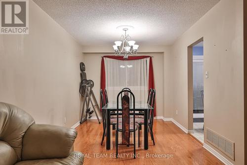 180 Willow Lane, Newmarket, ON - Indoor