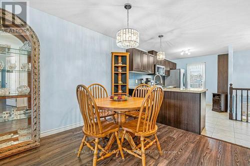 149 Britannia Crescent, Loyalist (Bath), ON - Indoor Photo Showing Dining Room