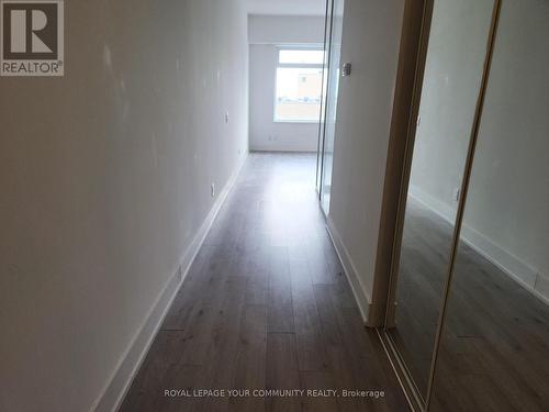 726 - 111 St. Clair Avenue W, Toronto, ON - Indoor Photo Showing Other Room