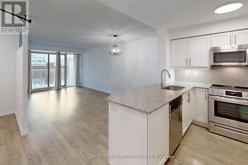 608 - 125 Western Battery Road, Toronto, ON - Indoor Photo Showing Kitchen