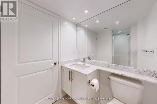 608 - 125 Western Battery Road, Toronto, ON - Indoor Photo Showing Bathroom