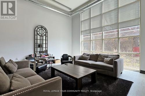 608 - 125 Western Battery Road, Toronto, ON - Indoor Photo Showing Living Room