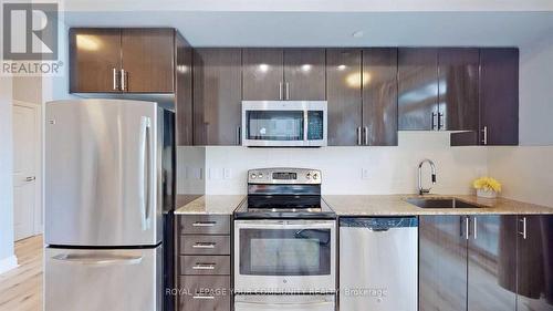 730 - 7165 Yonge Street, Markham, ON - Indoor Photo Showing Kitchen With Upgraded Kitchen