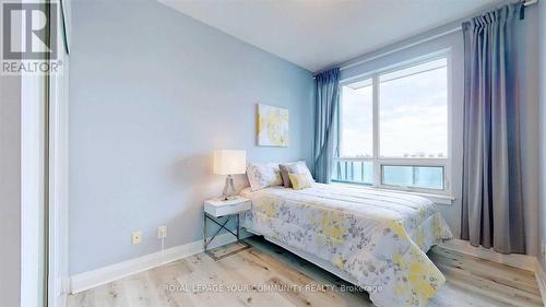 730 - 7165 Yonge Street, Markham, ON - Indoor Photo Showing Bedroom