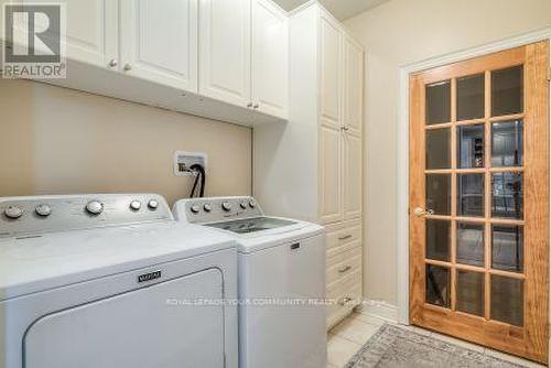 150 Legendary Trail, Whitchurch-Stouffville, ON - Indoor Photo Showing Laundry Room