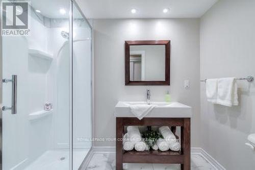 150 Legendary Trail, Whitchurch-Stouffville, ON - Indoor Photo Showing Bathroom