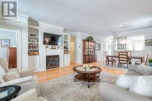 150 Legendary Trail, Whitchurch-Stouffville, ON - Indoor Photo Showing Living Room With Fireplace