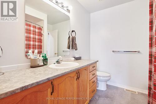 1105 Gablefield Pvt Crescent E, Ottawa, ON - Indoor Photo Showing Bathroom