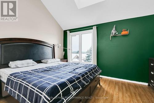 1105 Gablefield Pvt Crescent E, Ottawa, ON - Indoor Photo Showing Bedroom