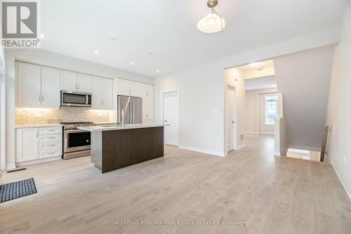 9 - 288 Glover Road, Hamilton, ON - Indoor Photo Showing Kitchen With Stainless Steel Kitchen With Upgraded Kitchen