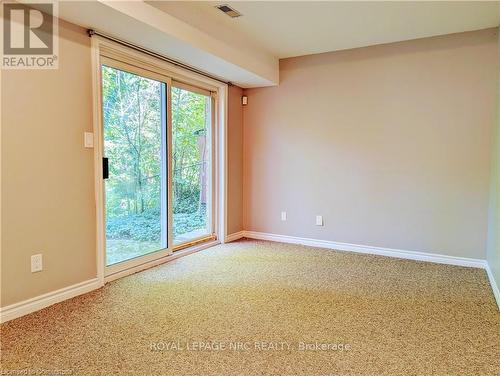 1 Rosedale Avenue, St. Catharines, ON - Indoor Photo Showing Other Room