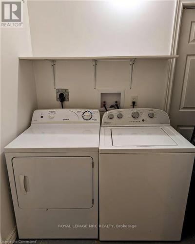 1 Rosedale Avenue, St. Catharines, ON - Indoor Photo Showing Laundry Room