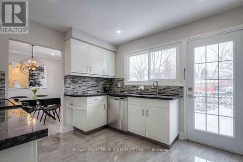 72 Houston Crescent, Toronto, ON - Indoor Photo Showing Kitchen