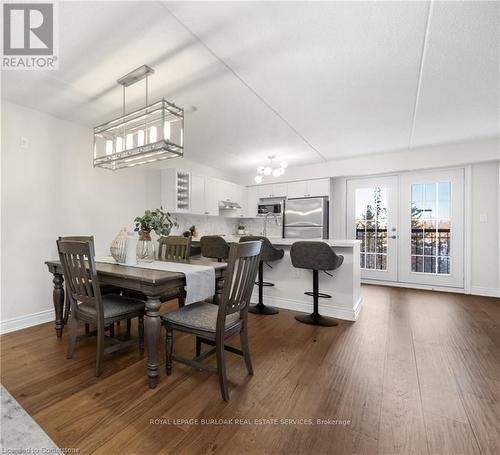 210 - 2055 Appleby Line, Burlington, ON - Indoor Photo Showing Dining Room