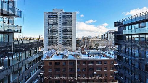 707 - 117 Broadway Avenue, Toronto, ON - Outdoor With Balcony With Facade