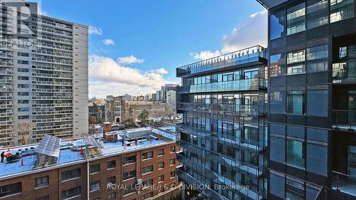 707 - 117 Broadway Avenue, Toronto, ON - Outdoor With Balcony