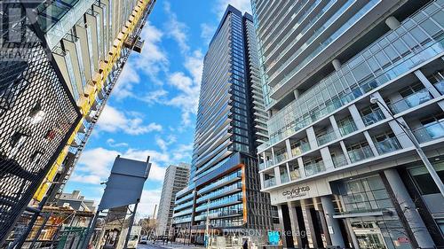 707 - 117 Broadway Avenue, Toronto, ON - Outdoor With Facade