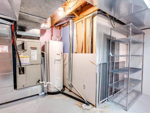 Storage - 142 Rue Crestwood, Rosemère, QC - Indoor Photo Showing Basement