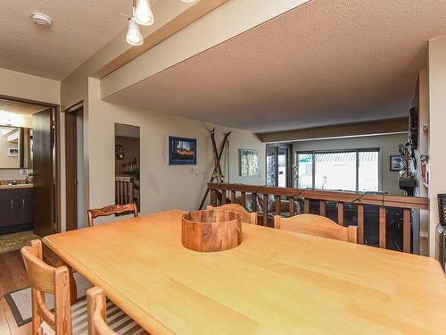 2-709 Castle Crag Cres, Courtenay, BC - Indoor Photo Showing Dining Room