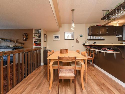 2-709 Castle Crag Cres, Courtenay, BC - Indoor Photo Showing Dining Room