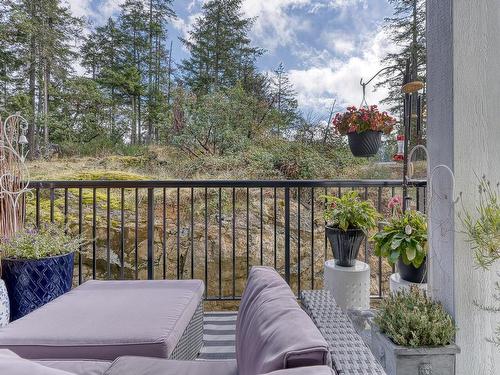 204-4810 Cedar Ridge Pl, Nanaimo, BC - Outdoor With Balcony