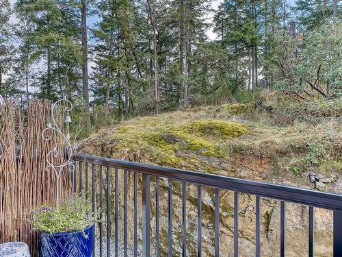 204-4810 Cedar Ridge Pl, Nanaimo, BC - Outdoor With Balcony