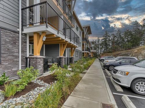 204-4810 Cedar Ridge Pl, Nanaimo, BC - Outdoor With Balcony