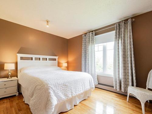 Bedroom - 183 Ch. Des Gaudet, Les Îles-De-La-Madeleine, QC - Indoor Photo Showing Bedroom