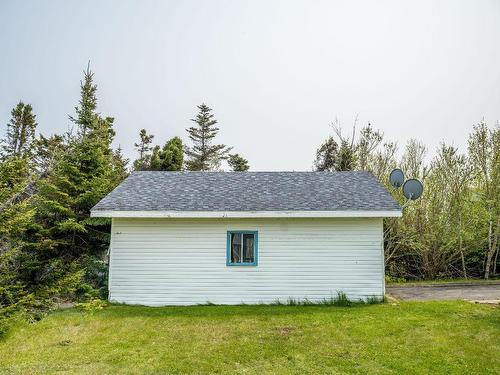 Shed - 183 Ch. Des Gaudet, Les Îles-De-La-Madeleine, QC - Outdoor