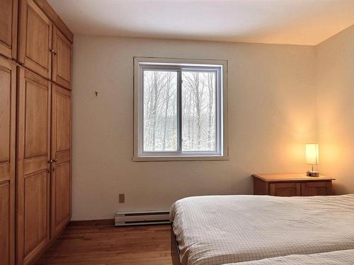 Chambre Ã  coucher principale - 3 Ch. De Scherfede, Brownsburg-Chatham, QC - Indoor Photo Showing Bedroom