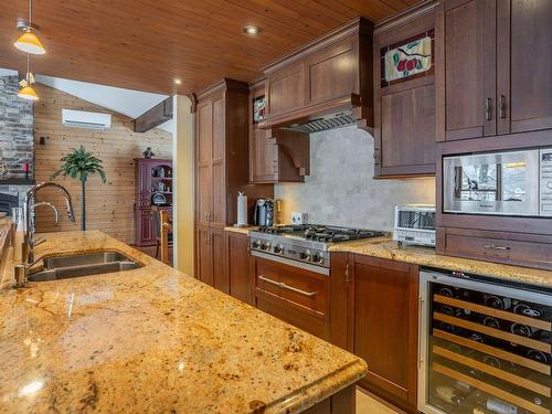 Cuisine - 286 Route Laflamme, Lac-Poulin, QC - Indoor Photo Showing Kitchen With Double Sink