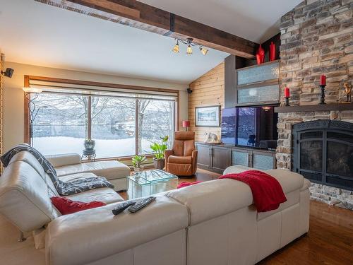 Salon - 286 Route Laflamme, Lac-Poulin, QC - Indoor Photo Showing Living Room With Fireplace